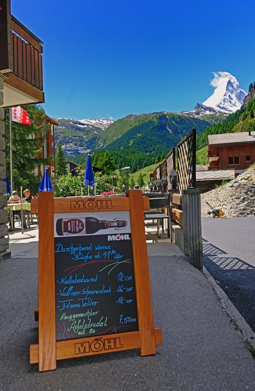 Alpenrose Hotel Zermatt Bagian luar foto